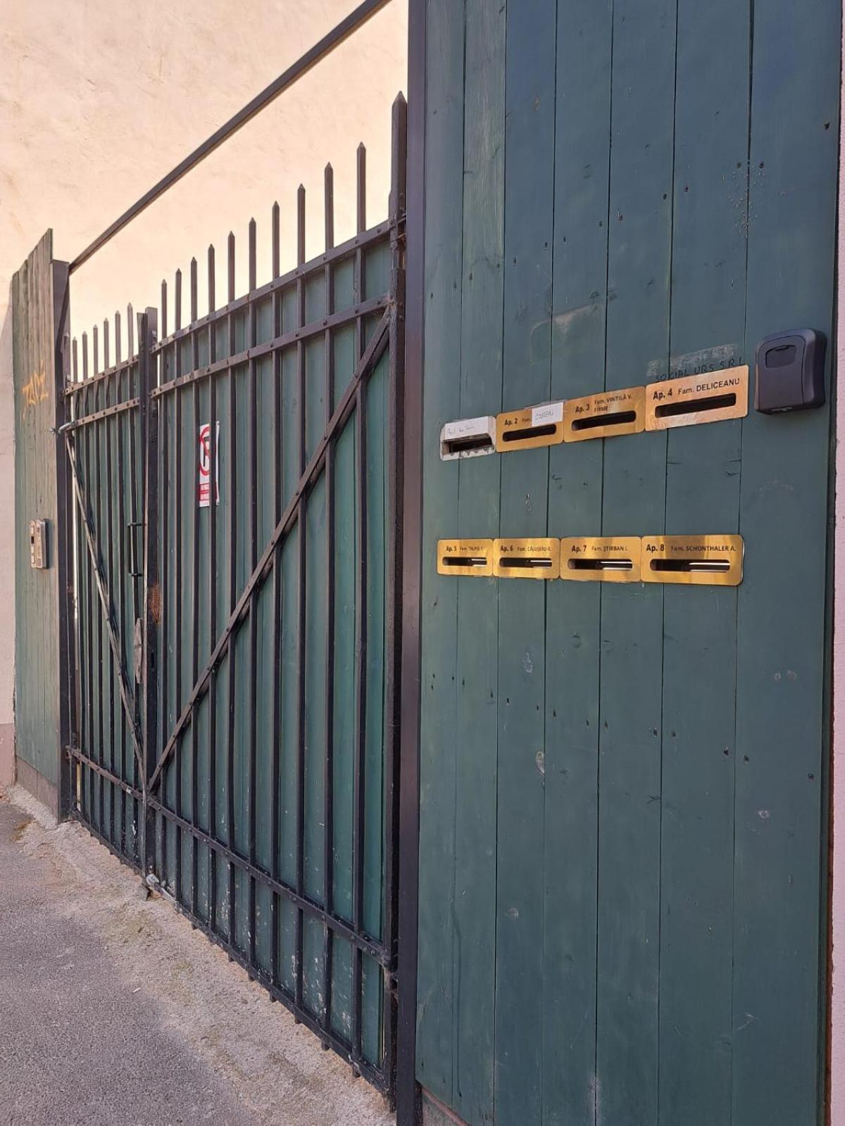 Free Garage In The Center-Delicia 4 Studio! Sibiu Exterior foto